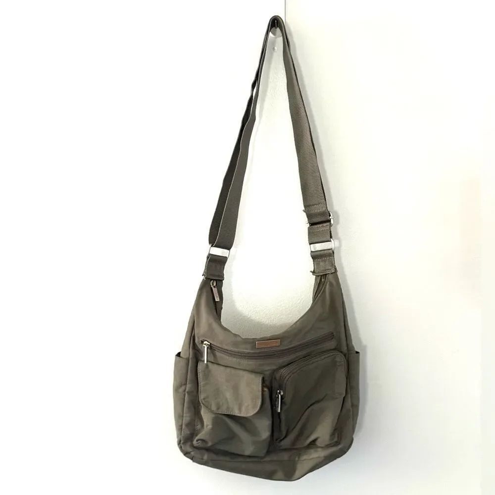 Baggallini Everywhere Crossbody Bag w Pockets Gray